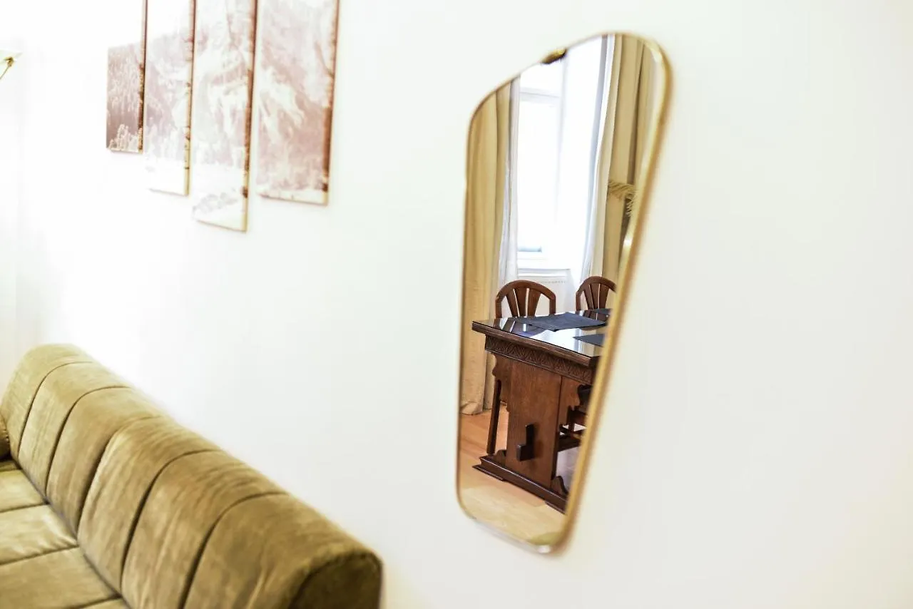 Vintage Apartment Vienna By Jr City Apartments